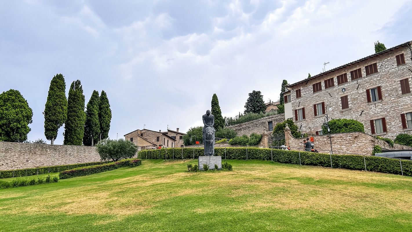 Rome: Assisi, Civita di Bagnoregio and Orvieto Day Tour