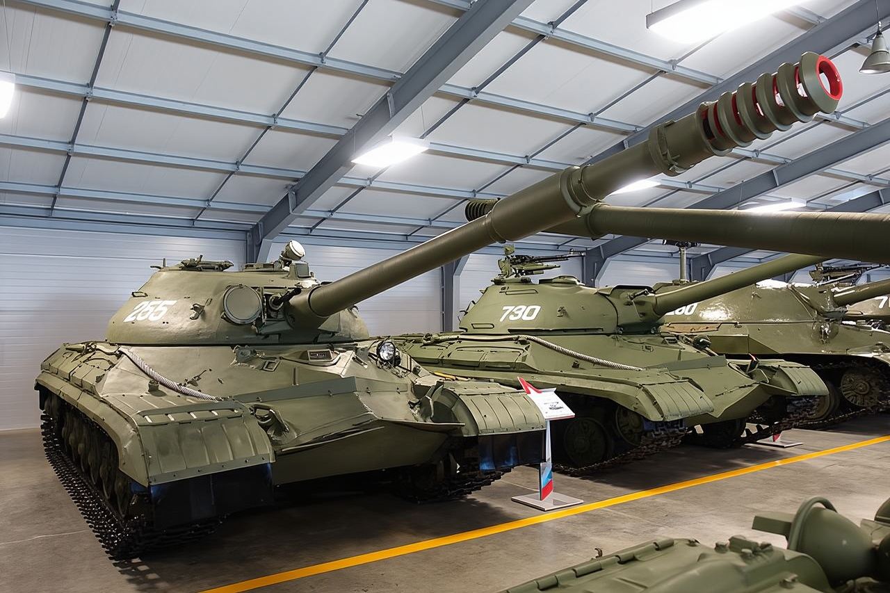 Moscow Armed Forces Cathedral + Military Exhibition Hall Day Tour