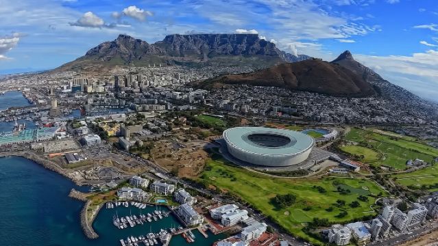 Cape Town Park + St George's Cathedral + Farm + World Cup Stadium + VA Port Private Chartered Tour