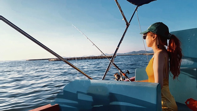 私家小團｜雙月灣礁石酒吧+出海海釣+佛跳牆大盆菜半日遊