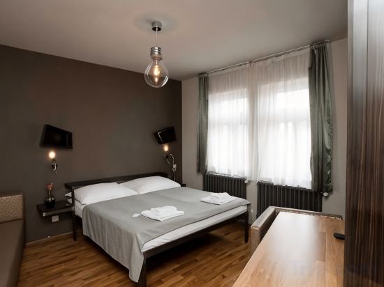 Sophie's Hostel Room Type - Triple Room