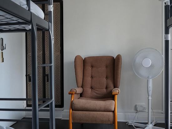 The Walrus Bar and Hostel Room Type - Bed in 4-Bed Mixed Dormitory Room