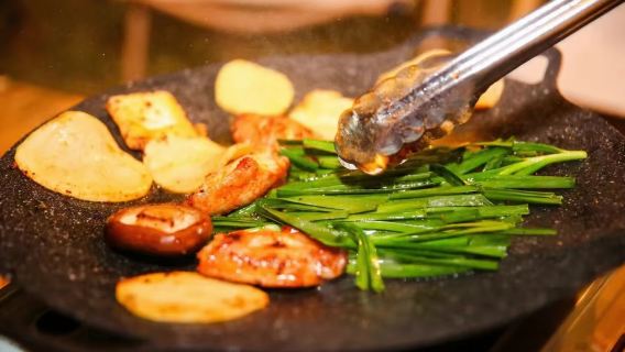 深圳名馬軒露營營地·不過夜日營【天幕桌椅+入場費+烤肉/燒烤套餐】