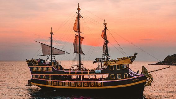 Thailand Pattaya Koh Larn + Ko Sak sailing boat 1-day tour with Black Pearl DJ party + sea fishing