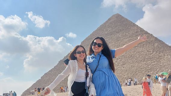 Giza Pyramids , Sphinx ,Saqqara and Memphis Private Tour