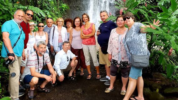 Excursión privada de día completo a Tahití: grutas, jardines y vistas panorámicas