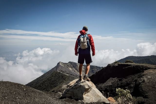 伊拉蘇火山國家公園（半日遊）