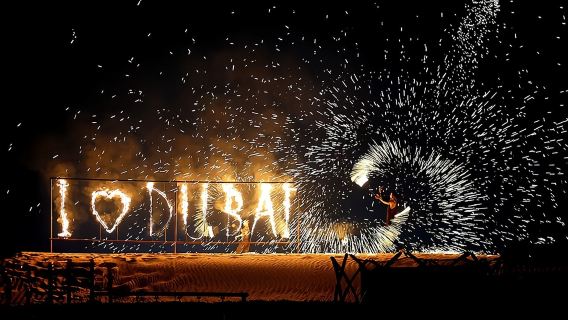 ซาฟารีทะเลทรายดูไบยามเย็น Dune Bashing, อาหารค่ำบาร์บีคิว และการแสดงสด