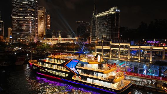 Xiamen Night Tour : Lujiang Yujian 66 Luxury Night Cruise(Optional Min cuisine buffet)