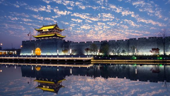 A Must-Try Suzhou Night Tour! Ancient Canal Cruise & Pingtan Performance Commentary