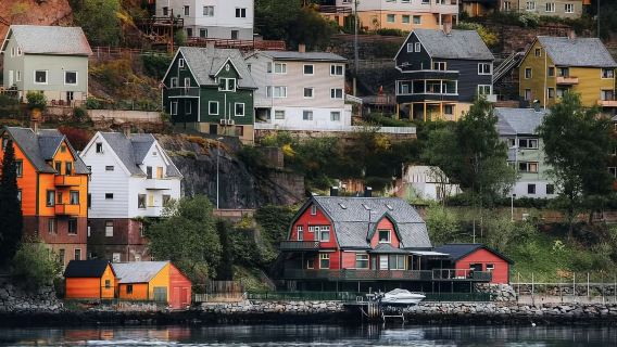 聖誕村+聖誕長者郵局+奧斯陸峽灣+國家博物館（十小時包車）