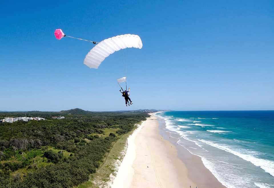 Noosa: Tandem Skydive Experience AUD 283.8