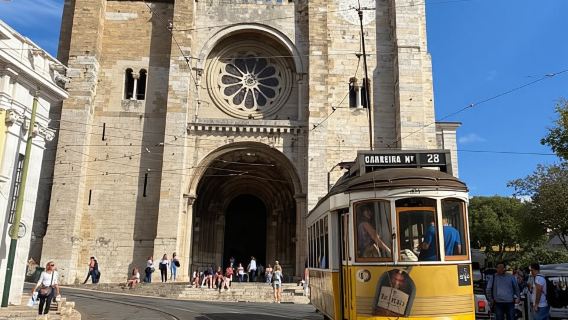 Lisbon: Tour tham quan thành phố nửa ngày bằng xe Tuk Tuk