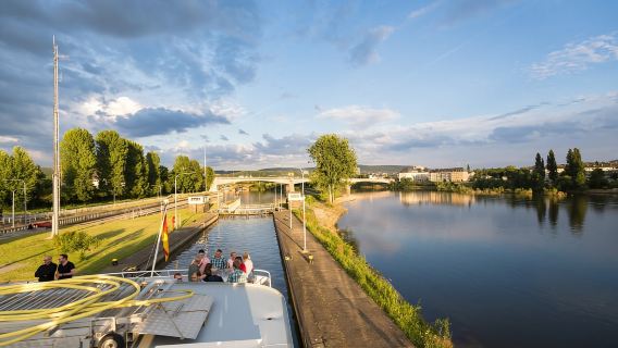 Koblenz: Panoramic Cruise on Moselle River to Winningen