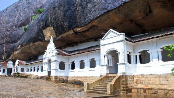 Habarana: Polonnaruwa, Sigiriya and dambulla day tour