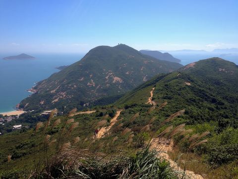 Dragon's Back Hiking Tour