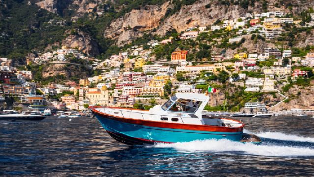 Da Napoli: tour in barca per piccoli gruppi lungo la Costiera Amalfitana