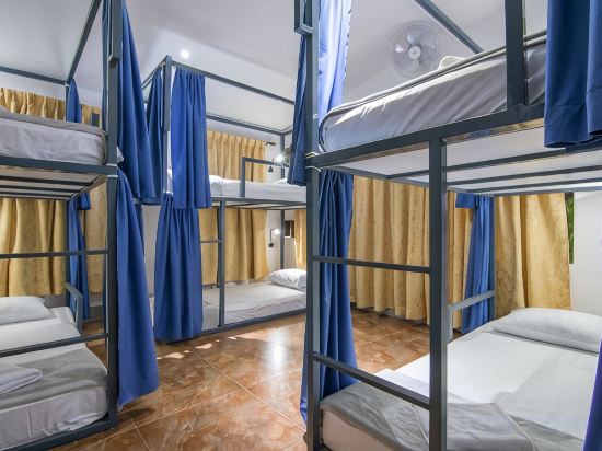 Bokre Angkor Hostel Room Type - Private 6-Beds Dormitory Room