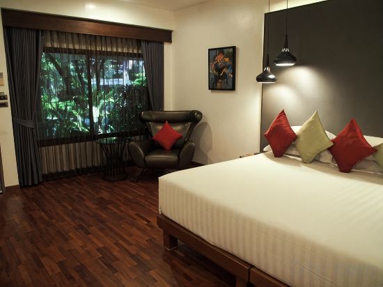 Laluna Hotel & Resort Room Type - Bungalow with Pool View - King Bed Laluna Hotel & Resort Room Type - Bungalow with Pool View - King Bed