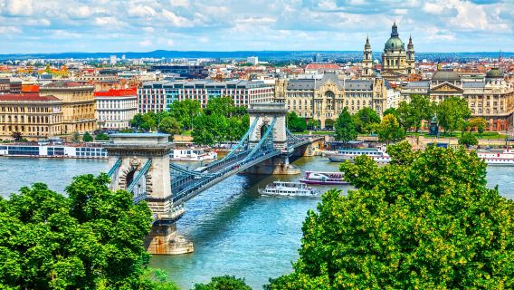 Budapest, Hungary: Danube River, Szechenyi Chain Bridge, and St. Stephen's Basilica Half-Day Tour