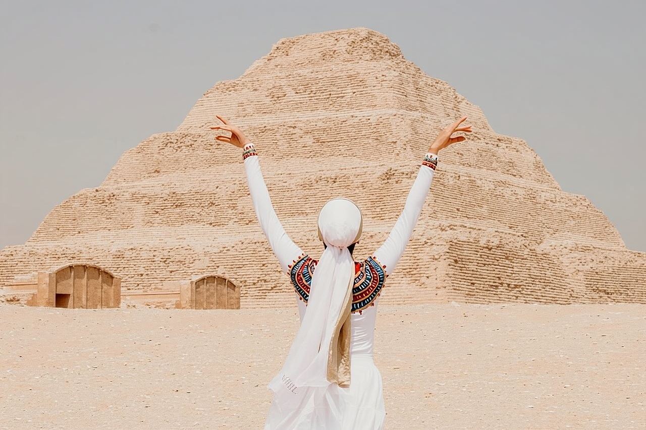 Giza Pyramids, Memphis, Sakkara Tour