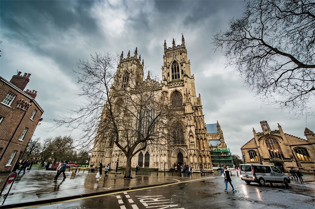 Iglesia de Manchester + Museo de la Policía del Gran Manchester + Museo del Transporte del Gran Manchester