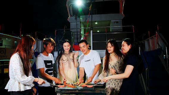 【85呎68人豪華小遊輪】情人堤豪華遊輪包時出海