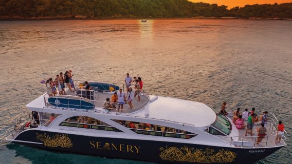 Phuket: 1-day Tour to Phi Phi Island, Bamboo Island, and Honeymoon Island Sunset Catamaran Cruise on Little Passion Speedboat