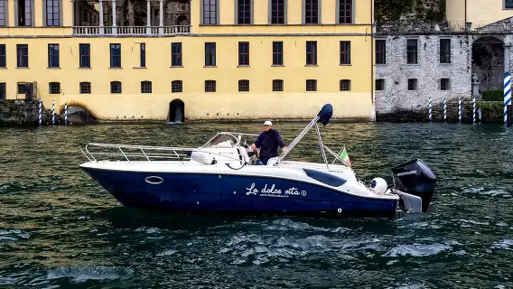Classic boat tour on Lake Como 