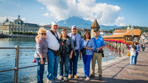 Lucerna: Recorrido fotográfico a pie