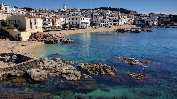 Lawatan Sehari Penuh Costa Brava dan Medieval Villages