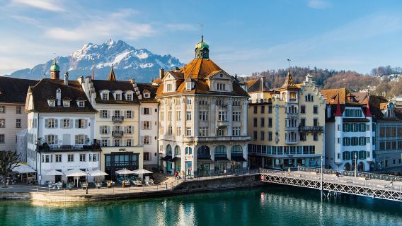 Из Цюриха: однодневная поездка в Люцерн с возможностью круиза на яхте