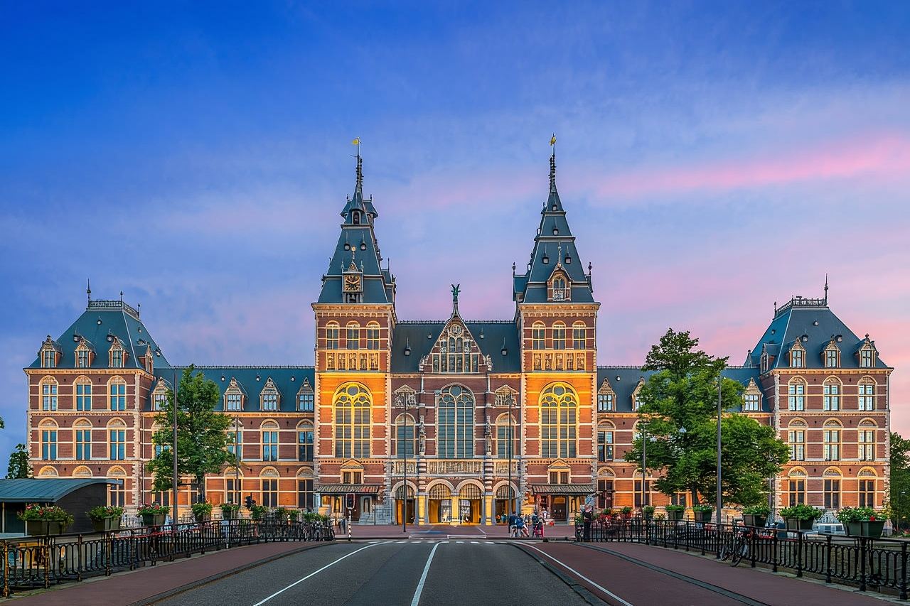 Amsterdam: Combo Rijksmuseum & Hop-On Hop-Off Bus