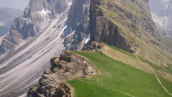 包車暢遊馬特宏峯、費尼斯城堡、奧斯塔古城、庫馬約爾