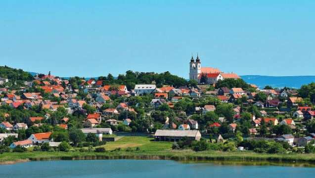 From Budapest: Lake Balaton Day Tour