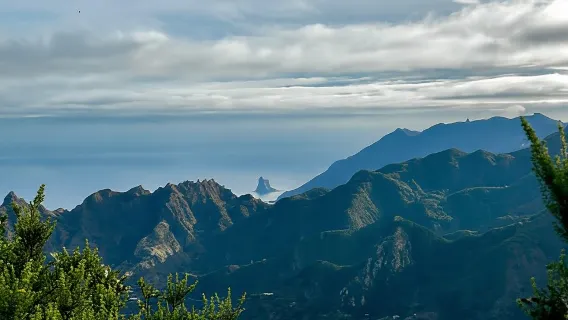 Senderismo en Punta Hidalgo, Anaga y Cruz del Carmen