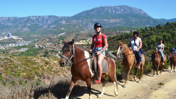 Аланья: конная экскурсия