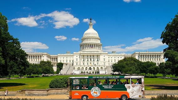 Washington DC Hop-On Hop-off Trolley Tour with 15 Stops
