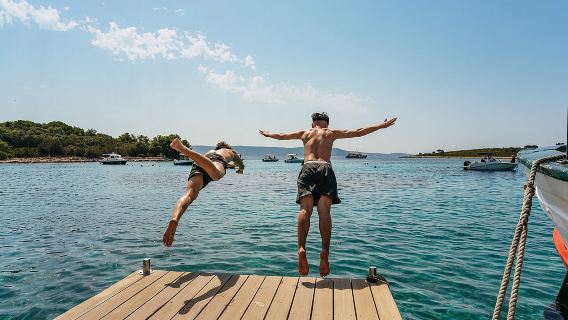 Tour tàu cao tốc nhóm nhỏ tham quan Blue Lagoon và 3 đảo