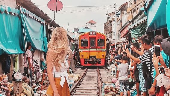 Maeklong Railway & Floating Market Tour (Private & All-Inclusive)