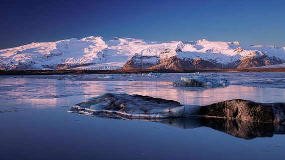Iceland Vik + Feather Canyon + Vatnajökull National Park + Diamond Beach + Vik