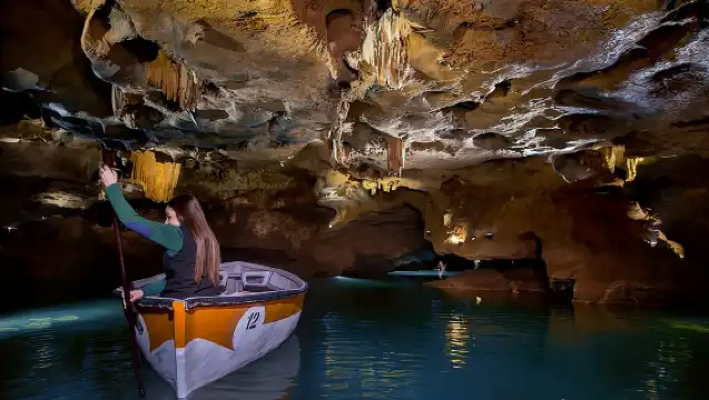 San Jose Caves Guided Tour from Valencia 