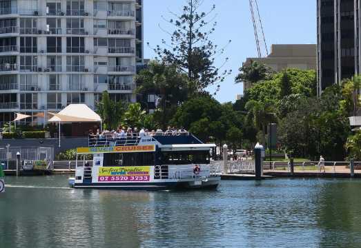 Surfers Paradise: Sightseeing Midday River and Canal Cruise AUD 13.77