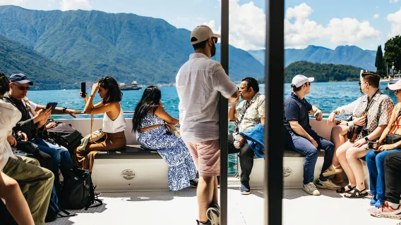 Desde Milán: crucero exclusivo en barco por Como, Lugano y Bellagio