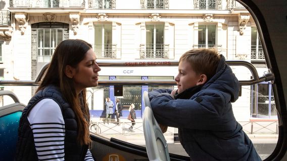 Paris: Entdeckungstour im Hop-On/Hop-Off-Bus und Paris bei Nacht