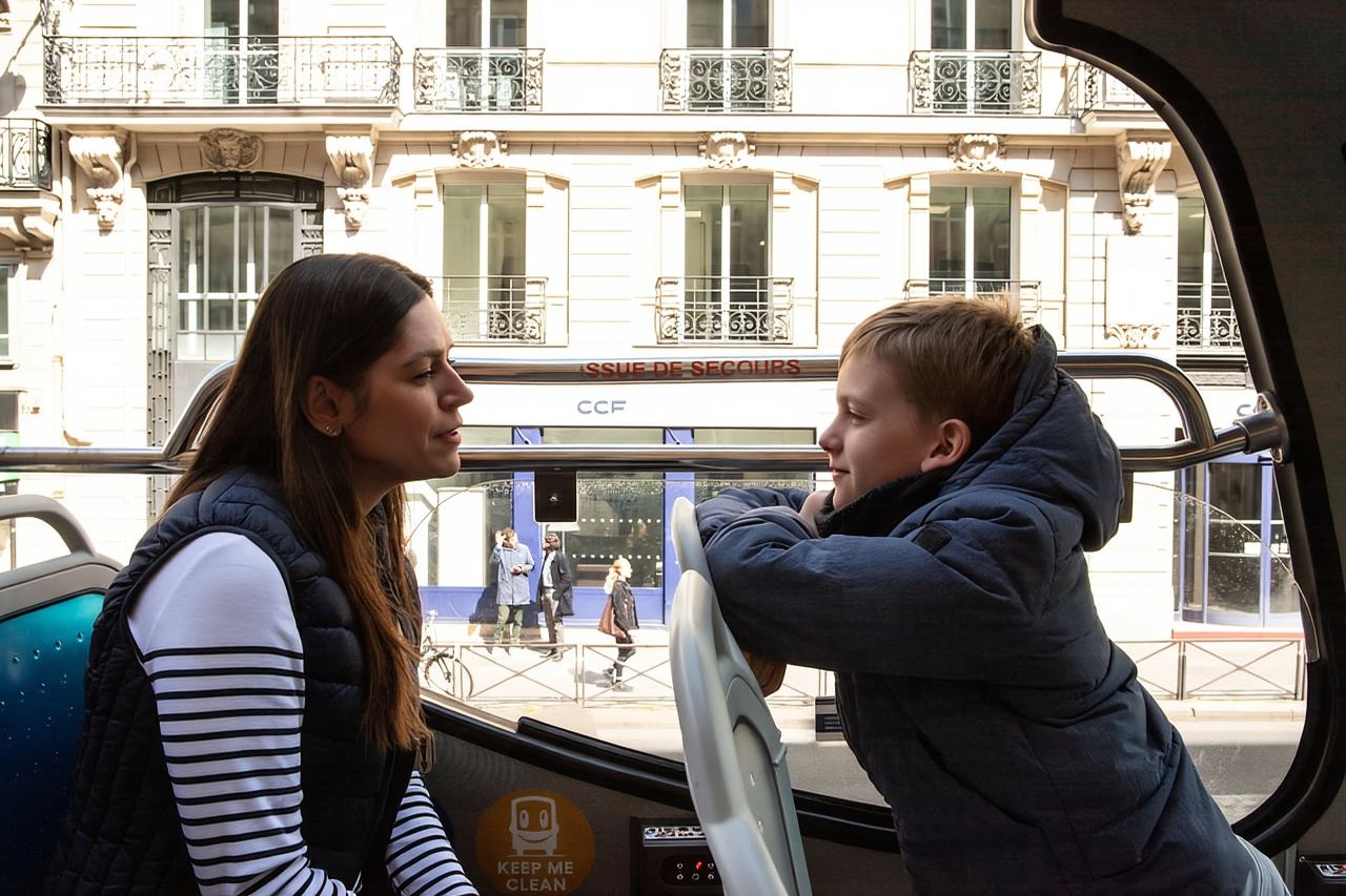 París: Discovery Hop-On Hop-Off y París de noche
