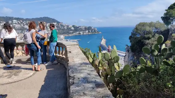 Nice: Sightseeing Walking Tour with certified tour guide