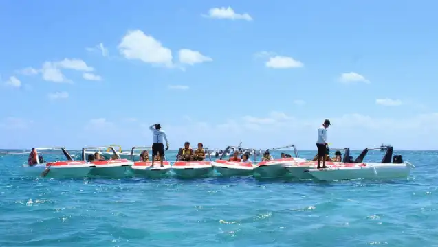 Cancun: Jungle Tour Adventure with Speedboat and Snorkeling.