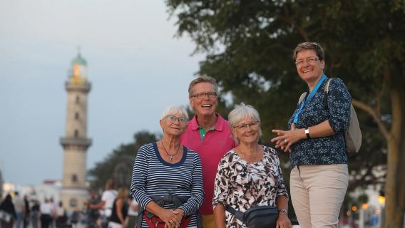 Warnemünde: Vom Fischerdorf zum Seebad