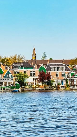 Day Tour to Windmill Village, Edam, Volendam, and Marken from Amsterdam, Netherlands
